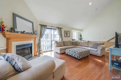 3411 Whittier Court Mahwah NJ 07430