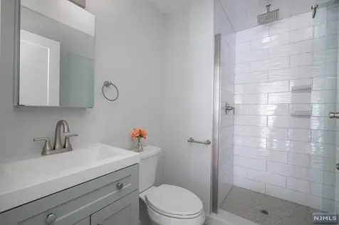 17 Hillside Avenue Livingston NJ 07039