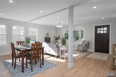 17 Hillside Avenue Livingston NJ 07039