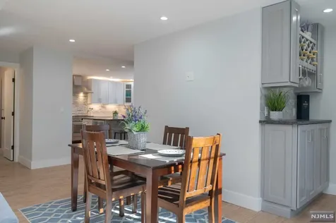17 Hillside Avenue Livingston NJ 07039