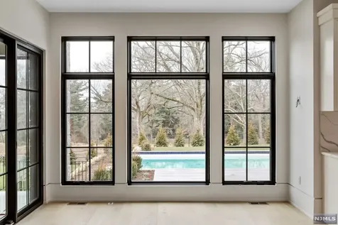 385 Hillside Avenue Alpine NJ 07620