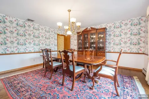 544 Farview Court Wyckoff NJ 07481