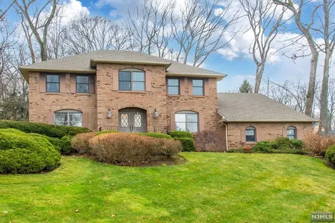 544 Farview Court Wyckoff NJ 07481
