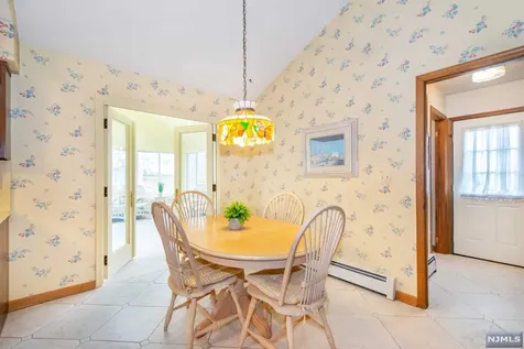544 Farview Court Wyckoff NJ 07481