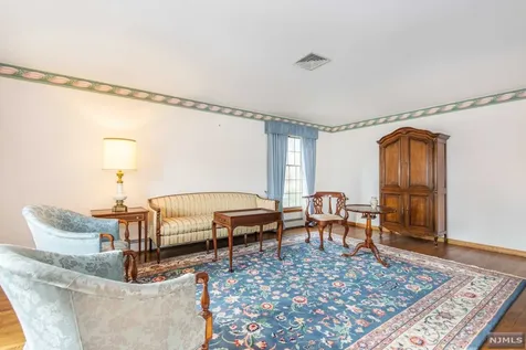 544 Farview Court Wyckoff NJ 07481