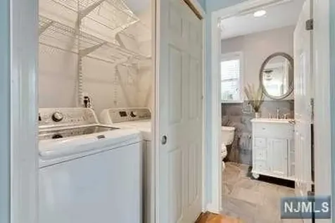 4 Henoch Avenue Clifton NJ 07013