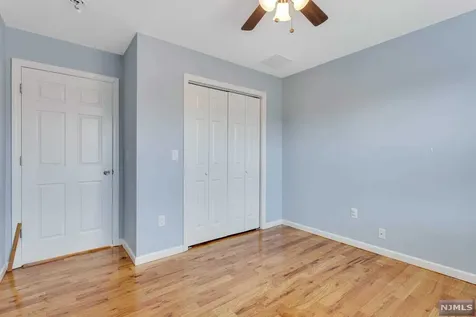 4 Henoch Avenue Clifton NJ 07013