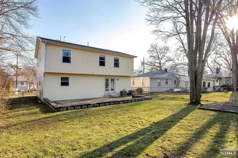4 Henoch Avenue Clifton NJ 07013