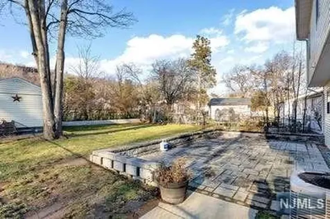 4 Henoch Avenue Clifton NJ 07013