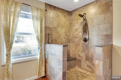 4 Henoch Avenue Clifton NJ 07013