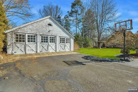 155 Phelps Road Ridgewood NJ 07450