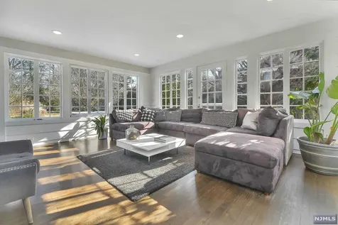 155 Phelps Road Ridgewood NJ 07450