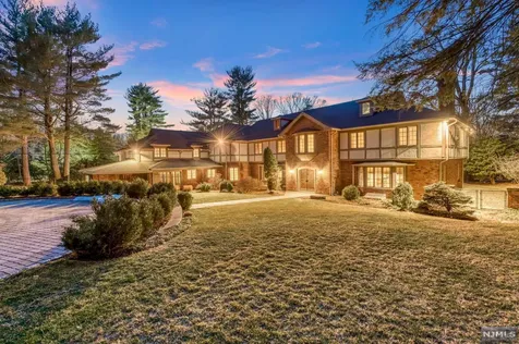 123 Chestnut Ridge Road Saddle River NJ 07458