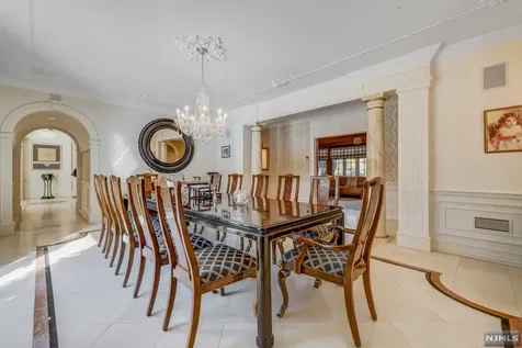 123 Chestnut Ridge Road Saddle River NJ 07458