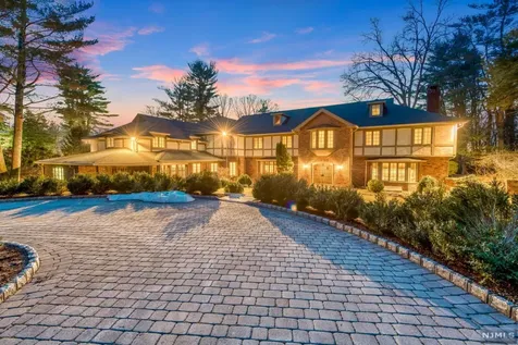 123 Chestnut Ridge Road Saddle River NJ 07458