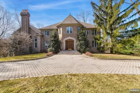 6 Walsh Drive Mahwah NJ 07430
