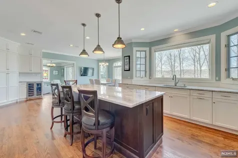 6 Walsh Drive Mahwah NJ 07430
