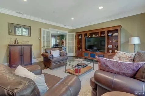 6 Walsh Drive Mahwah NJ 07430