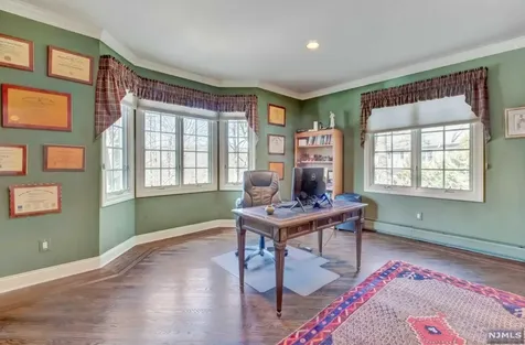 6 Walsh Drive Mahwah NJ 07430