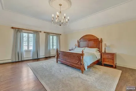 6 Walsh Drive Mahwah NJ 07430