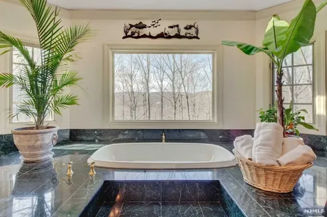6 Walsh Drive Mahwah NJ 07430