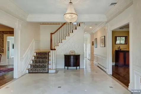 6 Walsh Drive Mahwah NJ 07430