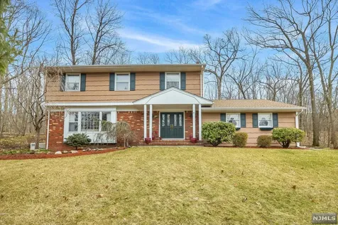 51 Dewey Drive Ringwood NJ 07456