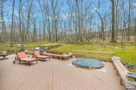 51 Dewey Drive Ringwood NJ 07456