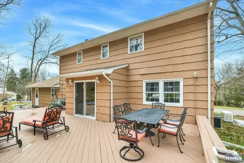 51 Dewey Drive Ringwood NJ 07456