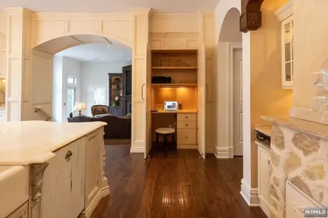 5 Secor Road Upper Saddle River NJ 07458