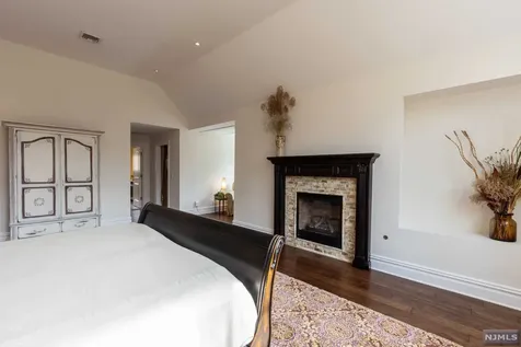 5 Secor Road Upper Saddle River NJ 07458