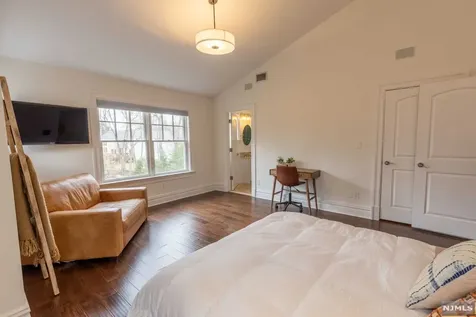 5 Secor Road Upper Saddle River NJ 07458