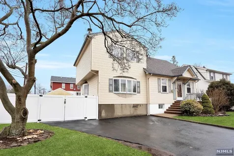 247 South Street Saddle Brook NJ 07663