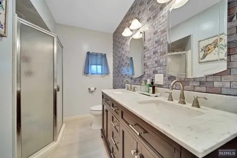 247 South Street Saddle Brook NJ 07663