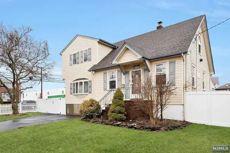 247 South Street Saddle Brook NJ 07663