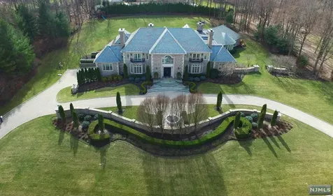 114 Seminary Drive Mahwah NJ 07430