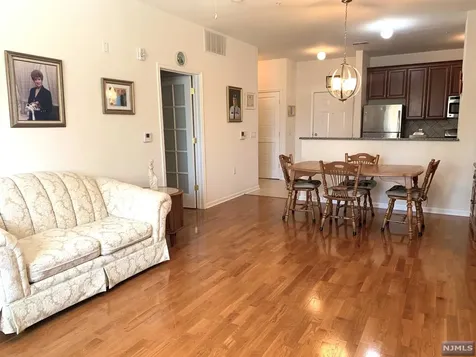3104 Cory Lane Elmwood Park NJ 07407