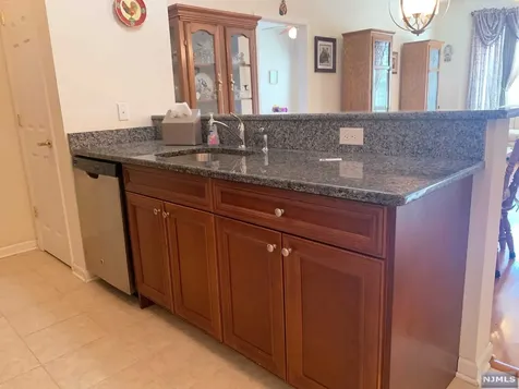 3104 Cory Lane Elmwood Park NJ 07407
