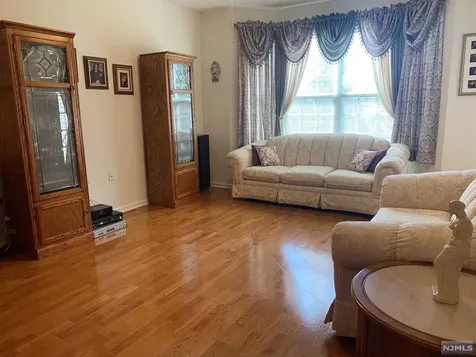 3104 Cory Lane Elmwood Park NJ 07407
