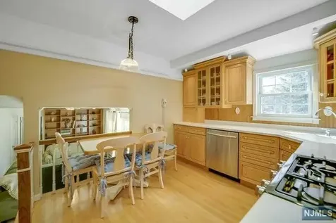 30 Jay Street Roxbury Township NJ 07876