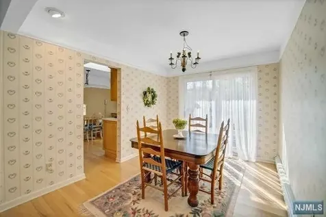 30 Jay Street Roxbury Township NJ 07876