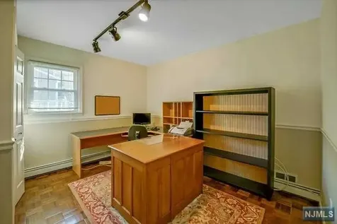 30 Jay Street Roxbury Township NJ 07876