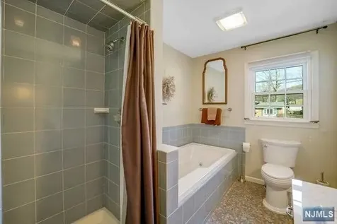 30 Jay Street Roxbury Township NJ 07876