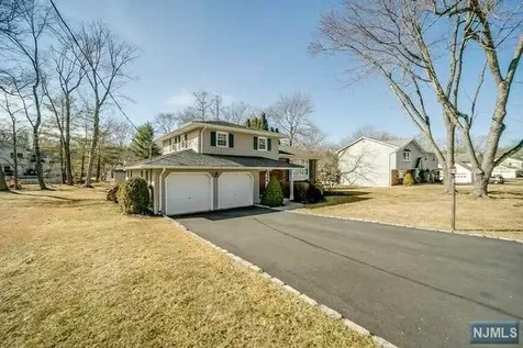 30 Jay Street Roxbury Township NJ 07876