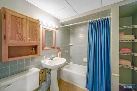 30 Jay Street Roxbury Township NJ 07876