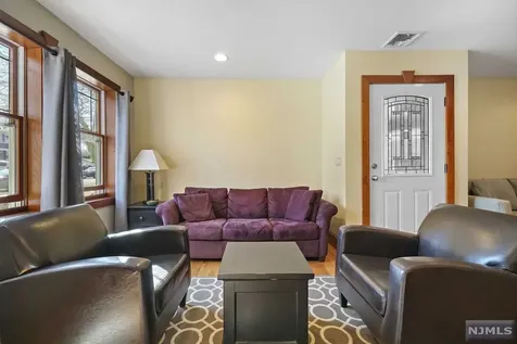 20 Wilcox Street Dumont NJ 07628