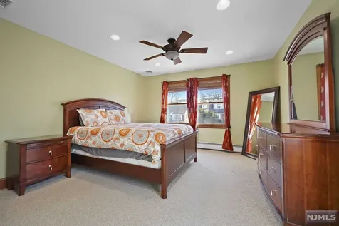 20 Wilcox Street Dumont NJ 07628