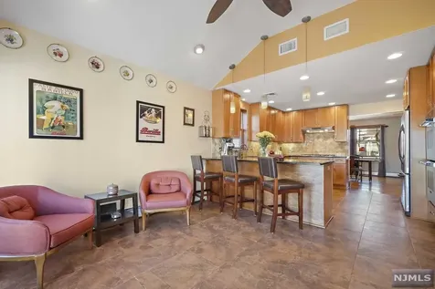 20 Wilcox Street Dumont NJ 07628