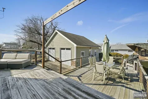 20 Wilcox Street Dumont NJ 07628
