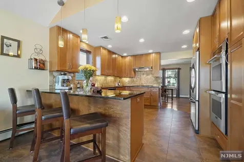 20 Wilcox Street Dumont NJ 07628